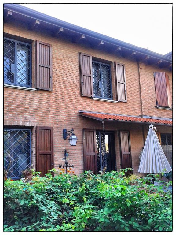 La Corte Del Macero Guest House Castelfranco Emilia Exterior photo